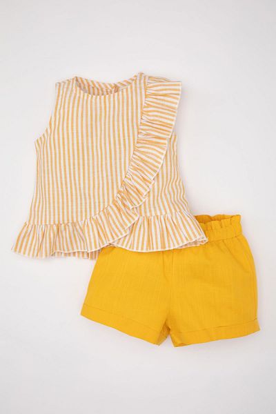 DeFacto Striped Flamed Poplin Blouse and Sleeveless Shorts for Baby Girl 2-Piece Set - Crew Neck C8670A524Sm