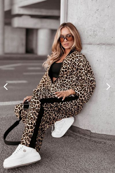 Neşeli Butik Women's Leopard Print 3-Piece Sports Bottom Top Suit Nbasp7257