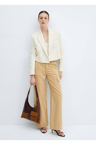 MANGO Woman Dvouřadé krátké sako