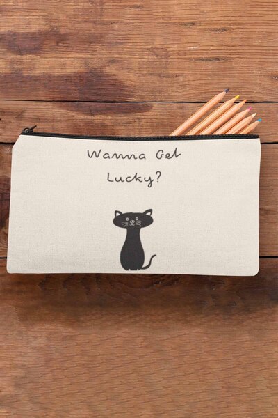 qoeuyl boutique Wanna Get Lucky Котик-талісман з принтом, тканинна косметичка...