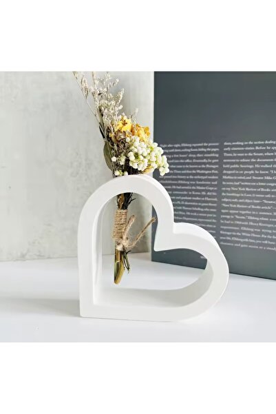 Minima Art Studio Dekoratif Kalp Detaylı  Çiçek Vazo