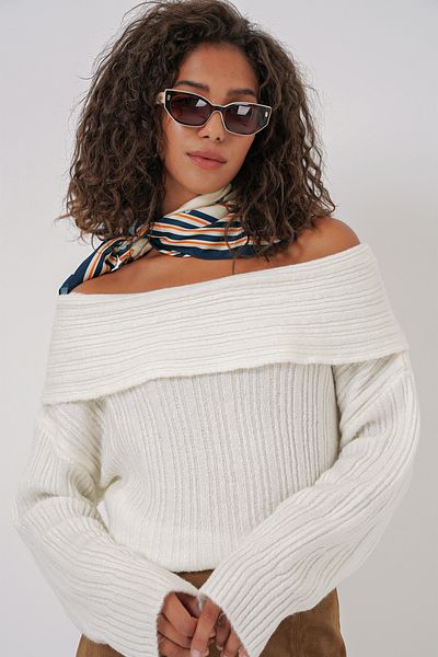 Bigdart 15908 Dámský oversize pletený svetr s otevřenými rameny – bílý
