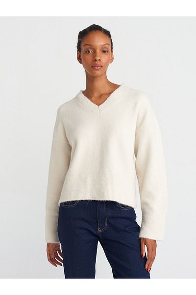 Dilvin 10645 Beige V-Neck Soft Knitwear Sweater