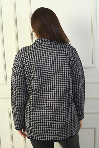 By Saygı Women's Front Snap Pockets Leather Detailed Houndstooth Large Size Acrylic Cardigan