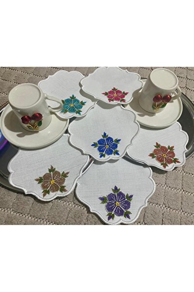 Hardin 6'lı Renkli Çiçek İğne Oyalı Beyaz Renk Kahve Yanı Kokteyl Sunum Peçetes