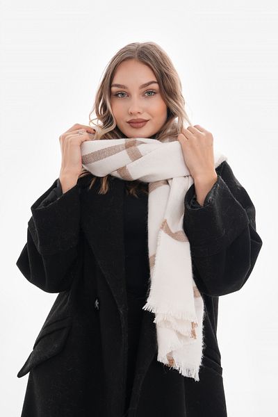 Ritagarcia Women's Soft Textured Plaid Scarf
