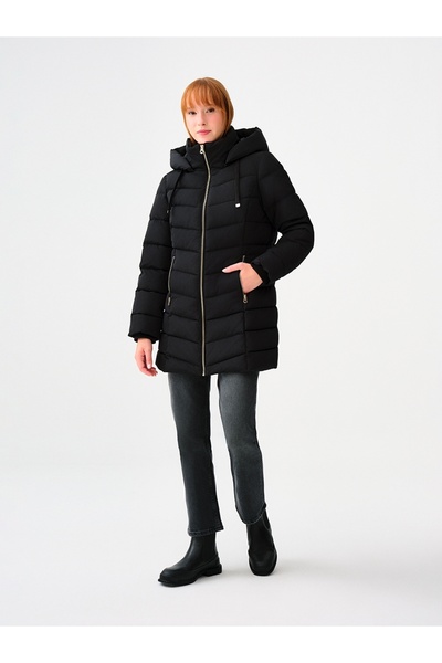 Loft Women's Black Coat - Lf 2037282