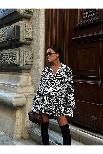 NEW JOURNAL Women's Zebra Print Hem Dress with Ruffle Hem and Lacing Detail