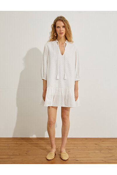 Koton Minišaty s límečkem s detaily na zavazování