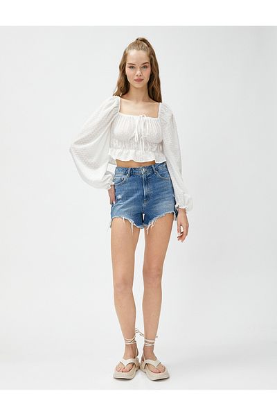 Koton Crop-Bluse, Ballonärmel, quadratischer Ausschnitt, Krawattendetail, Rüschen