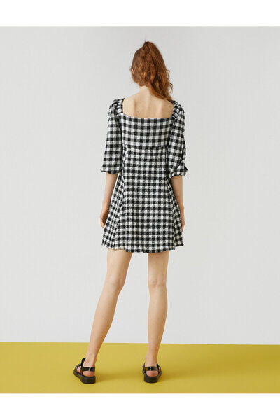 Koton Mini šaty s čtvercovým výstřihem