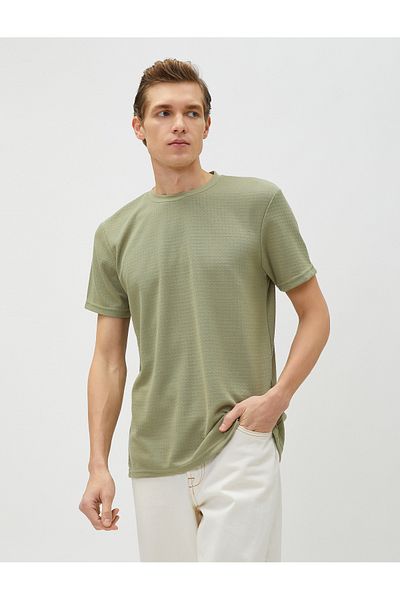 Koton Základní T-Shirt Crew Krk s krátkým rukávem Textured
