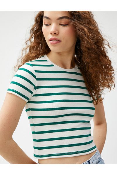 Koton Crop Tričko Crew Neck Krátký rukáv Směs viskózy