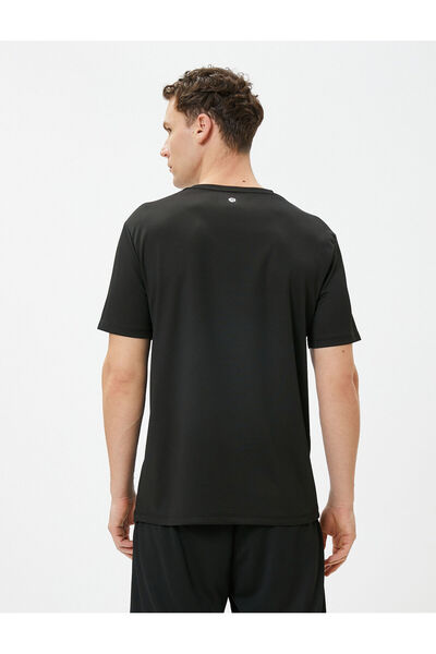 Koton Αθλητικό μπλουζάκι με στάμπα ποδοσφαίρου με κοντό μανίκι με λαιμόκοψη