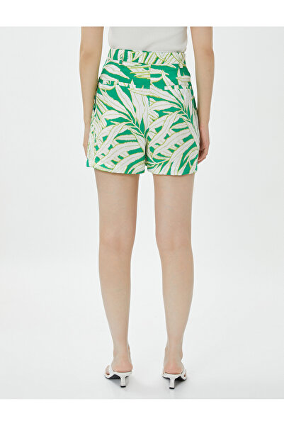 Koton Tropikal Desenli Şort Kemerli Cepli
