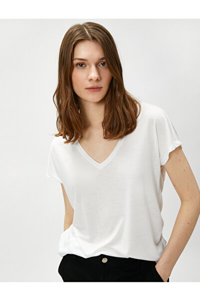 Koton Μπλουζάκι V-Neck Basic με λεπτομέρεια με σκίσιμο