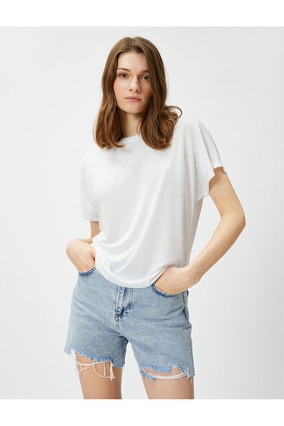 Koton Relax Fit T-Shirt Crew Neck
