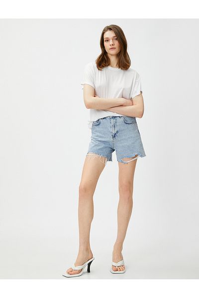 Koton Relax Fit T-Shirt Crew Neck