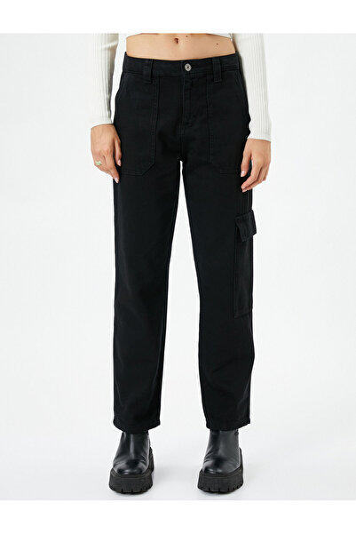 Koton Kargo Pantolon Düz Paça Cep Detaylı Düğmeli Pamuklu