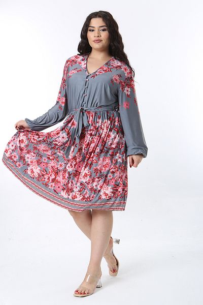 Şans Rochie pentru femei de mărime mare, colorată, cu plăcuță în față, cu nasturi, talie și mâneci, cu gura elastică 65N38586