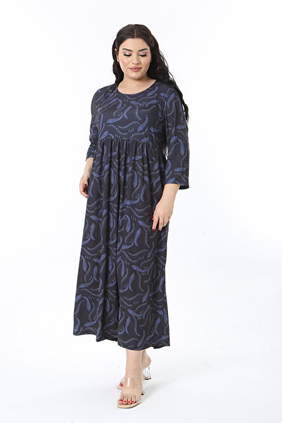 Şans Γυναικείο φόρεμα με μανίκια Capri με λαιμόκοψη σε μεγάλο μέγεθος 65N38581