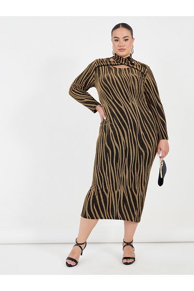 Styli Plus Size Self Design Bodycon Midi Dress