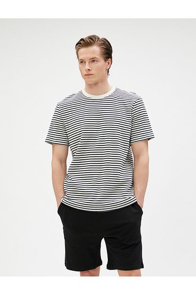 Koton Basic Bermuda Shorts Slim Fit with Lace Waist Pocket Detail