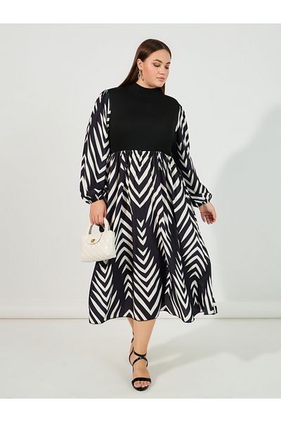 Styli Plus Size Abstract Print A-Line Midi Dress
