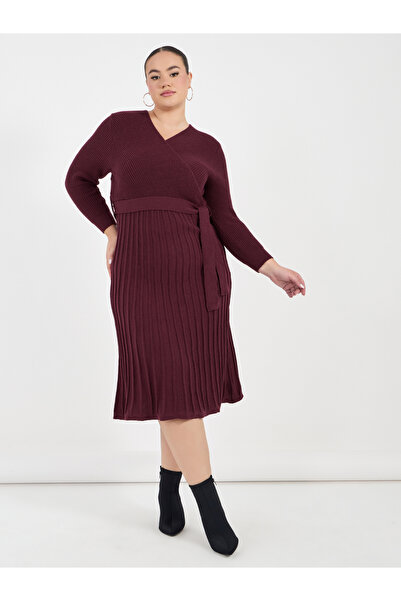 Styli Plus Size Textured Knit Sweater Midi Dress