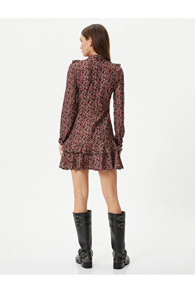 Koton Μίνι λουλουδάτο φόρεμα με βολάν με ψηλό γιακά με μακρυμάνικη γραμμή