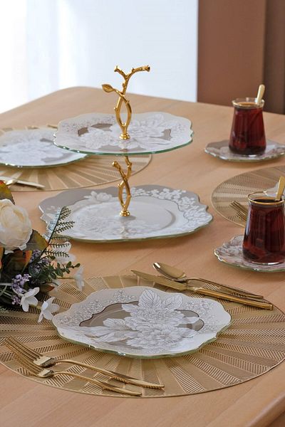 Glore Belize Gold Gilded 26 Piece Cake Set for 6 People