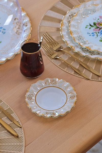 Glore Tiete Gold Gilded Glass Tea Plate Set for 6 People