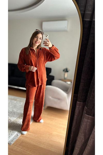 Fidan Women's Velvet Shirt Pants Suit with Elastic Waist (Wide Mold One Size Choose Small)