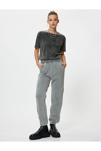 Koton Relaxed Fit – Raster-Jogger-Jogginghose mit elastischem Bund und Taschen