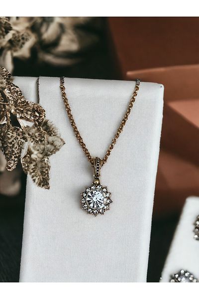 FAYRA ACCESSORIES Crystal Stone Sun Figure Necklace and Earring Set