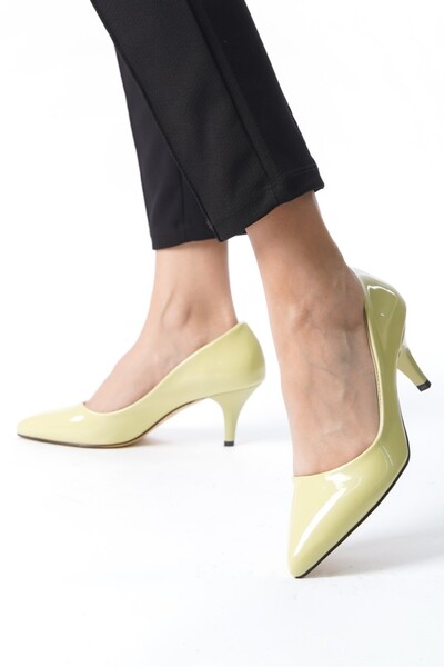 Ayakkabı Podyumum Lemon Patent Leather 5 cm Thin Heel - Pointed Toe Closed Ne...