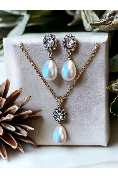 FAYRA ACCESSORIES Oval Kristal Taşlı Mayorka İnci Kolye ve Mayorka İnci Küpe Seti