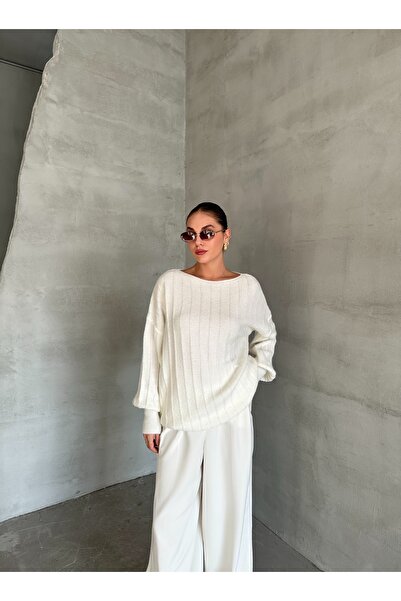 Laluvia Bone Boat Neck Neck Rebred Oversize sveter