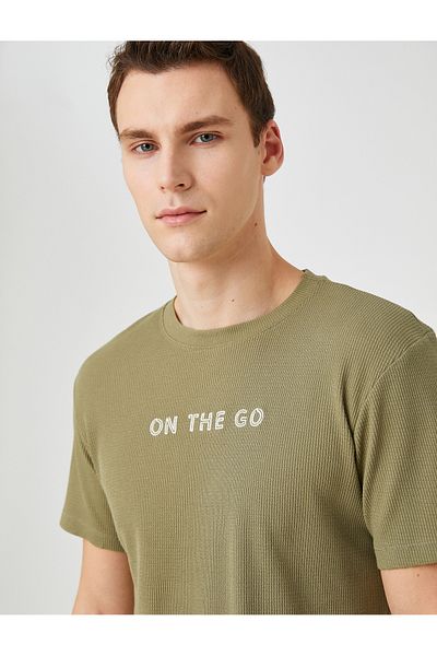 Koton Σλόγκαν Κεντημένο T-Shirt Crew Neck Κοντό μανίκι