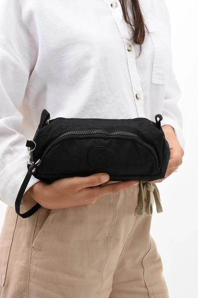 Alanç Gift حامل أقلام رصاص وحقيبة مكياج مكونة من قسمين من كلينكير، أسود مقاوم للماء وقابل للغسل، مناسب للحمل اليدوي