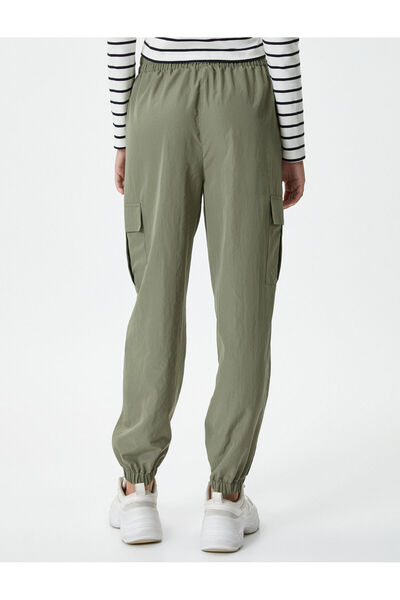 Koton Παντελόνι Cargo με ελαστική μέση και μπατζάκια και τσέπες που φούντωσαν