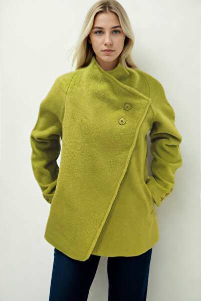 Vitrin Asimetrik Kesim Cepli Keçe Ceket