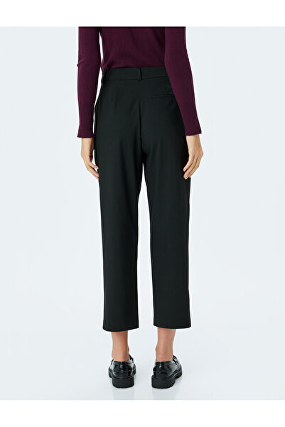 Koton Pile Detaylı Cepli Kumaş Pantolon