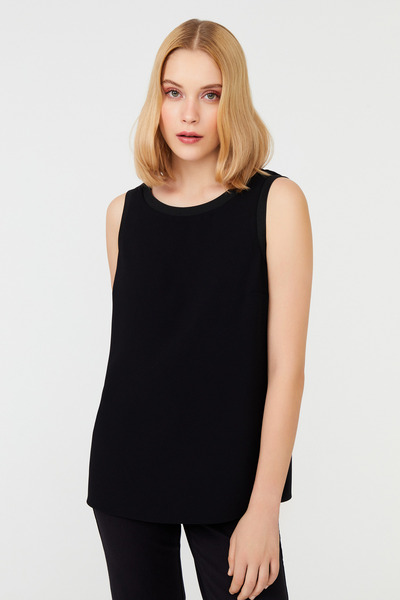 Naramaxx Ribanlı Kolsuz Bluz