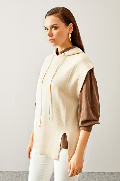 Naramaxx Tek Yanı Yırtmaçlı Kapüşonlu Triko Süveter