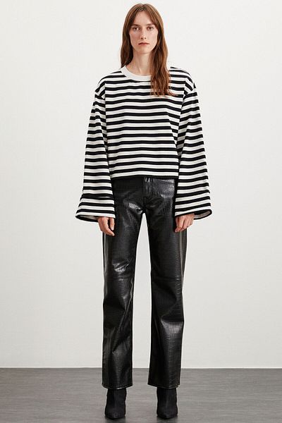 GRIMELANGE Nelda Damen-T-Shirt mit schwarz-weißem Streifenmuster, langen, weiten Ärmeln, Rundhalsausschnitt, Schwarz-Weiß