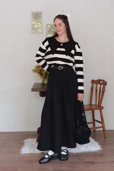 Ceylan Otantik Black Single Button Skirt