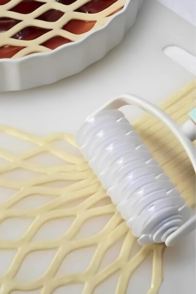 Orvila قطاعة عجين على شكل - جهاز قطع عجين منقوش