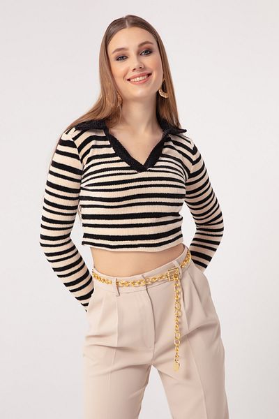 Lafaba Women's Beige Striped Knitted Sweater