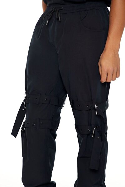 Forever 21 Kemer Detaylı Jogger Pantolon